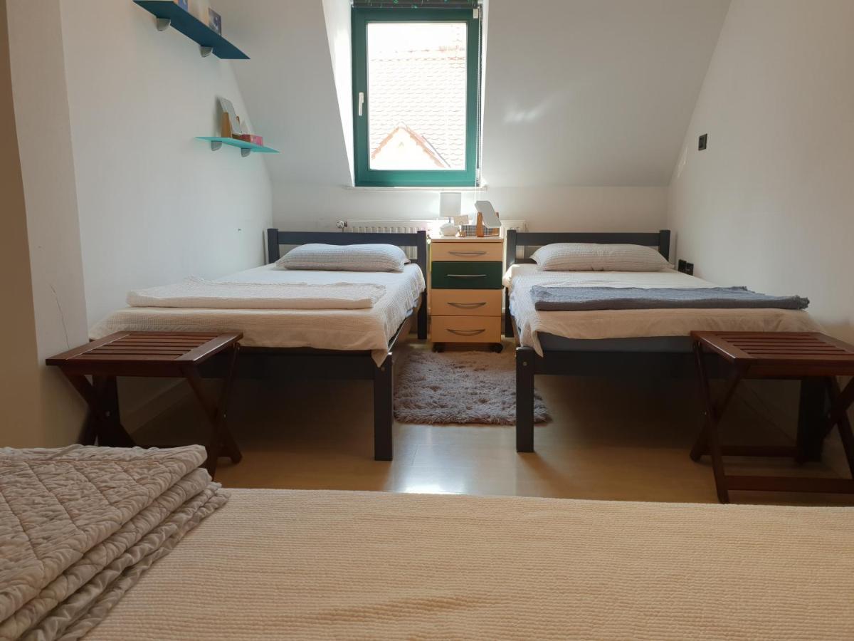 Dolac Guesthouse ザグレブ エクステリア 写真