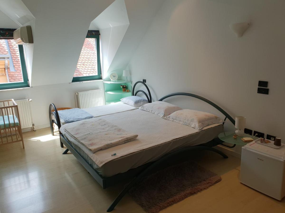 Dolac Guesthouse ザグレブ エクステリア 写真