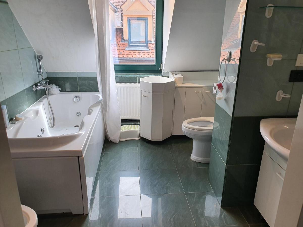 Dolac Guesthouse ザグレブ エクステリア 写真