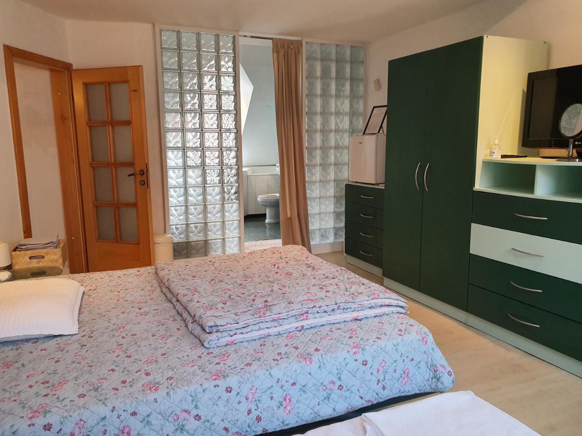Dolac Guesthouse ザグレブ エクステリア 写真