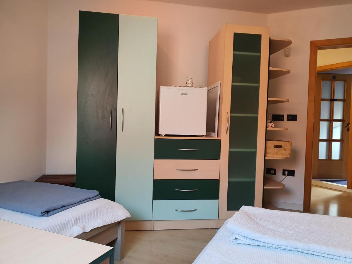 Dolac Guesthouse ザグレブ エクステリア 写真